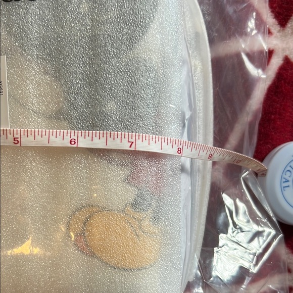 SOLD NWT Kate Spade White Mickey and Minnie Mouse Bag - Picture 4 of 9